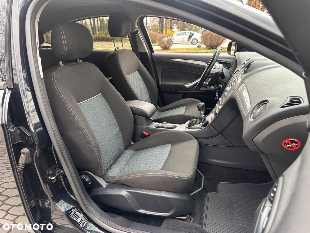 Ford Mondeo 1.8 TDCi Ambiente - 6