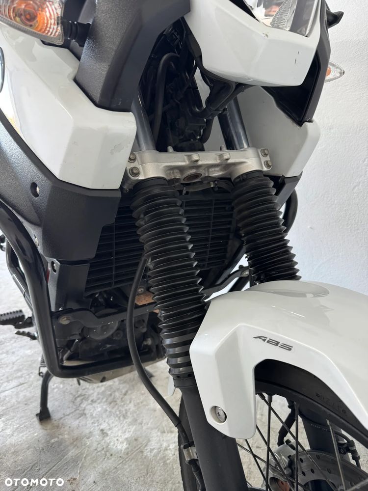 Yamaha XTZ - 14