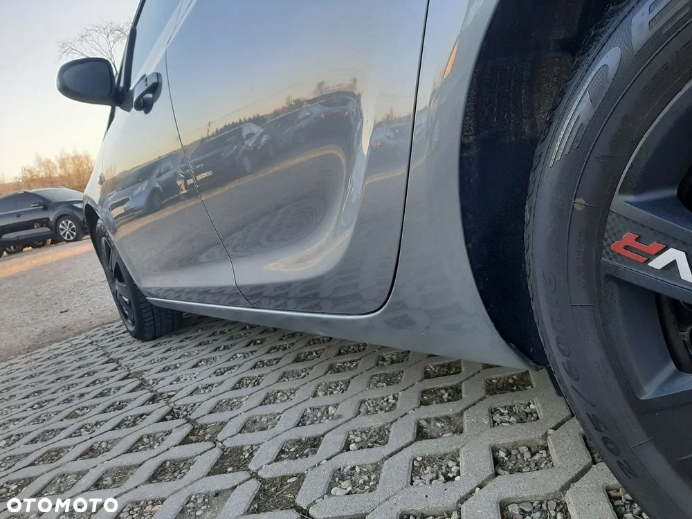 Opel Astra IV 1.4 T Cosmo S&S - 9