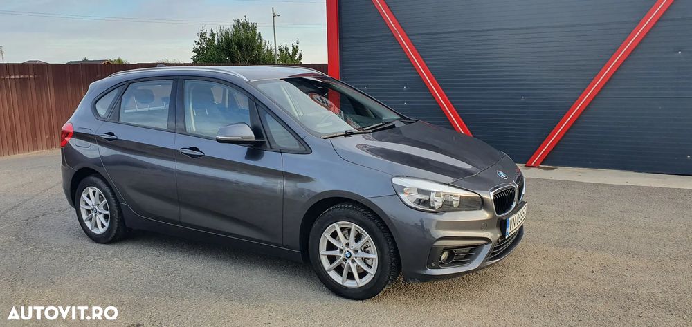 BMW Seria 2 216d Sport Line - 3