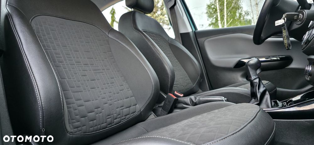 Opel Corsa 1.4 16V Cosmo - 12