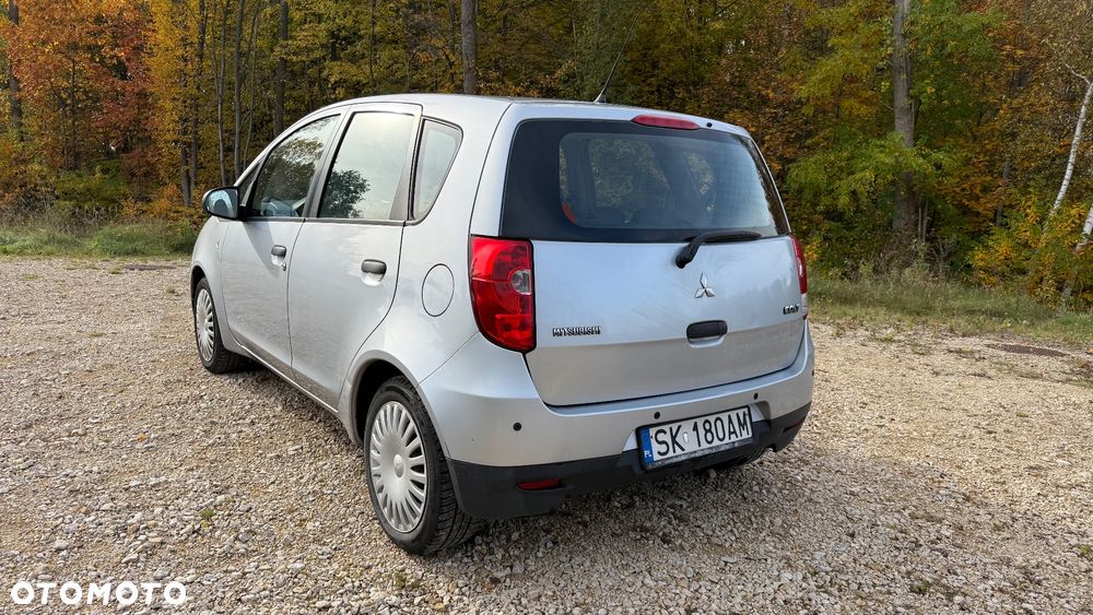Mitsubishi Colt - 7