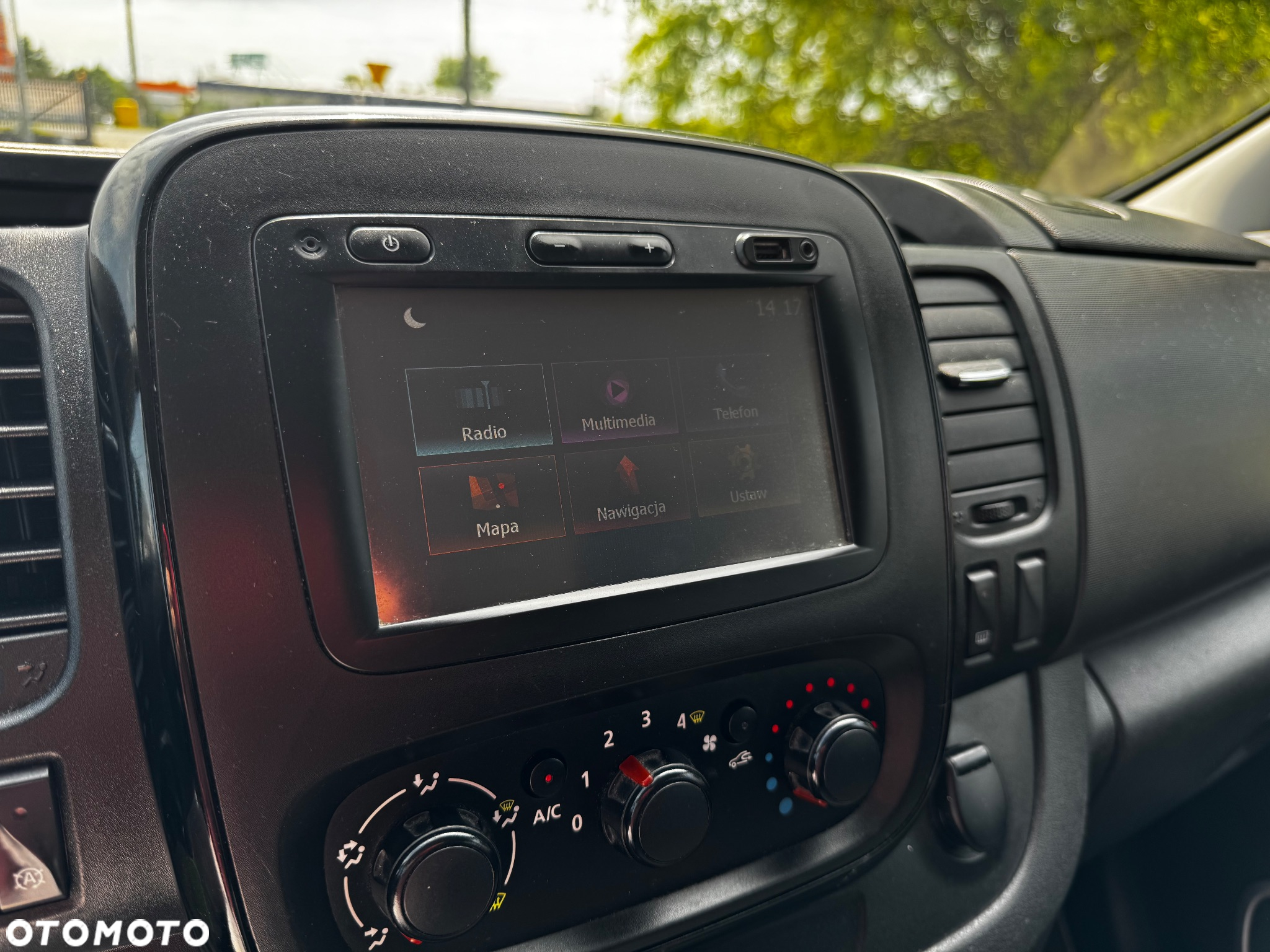 Opel Vivaro - 16