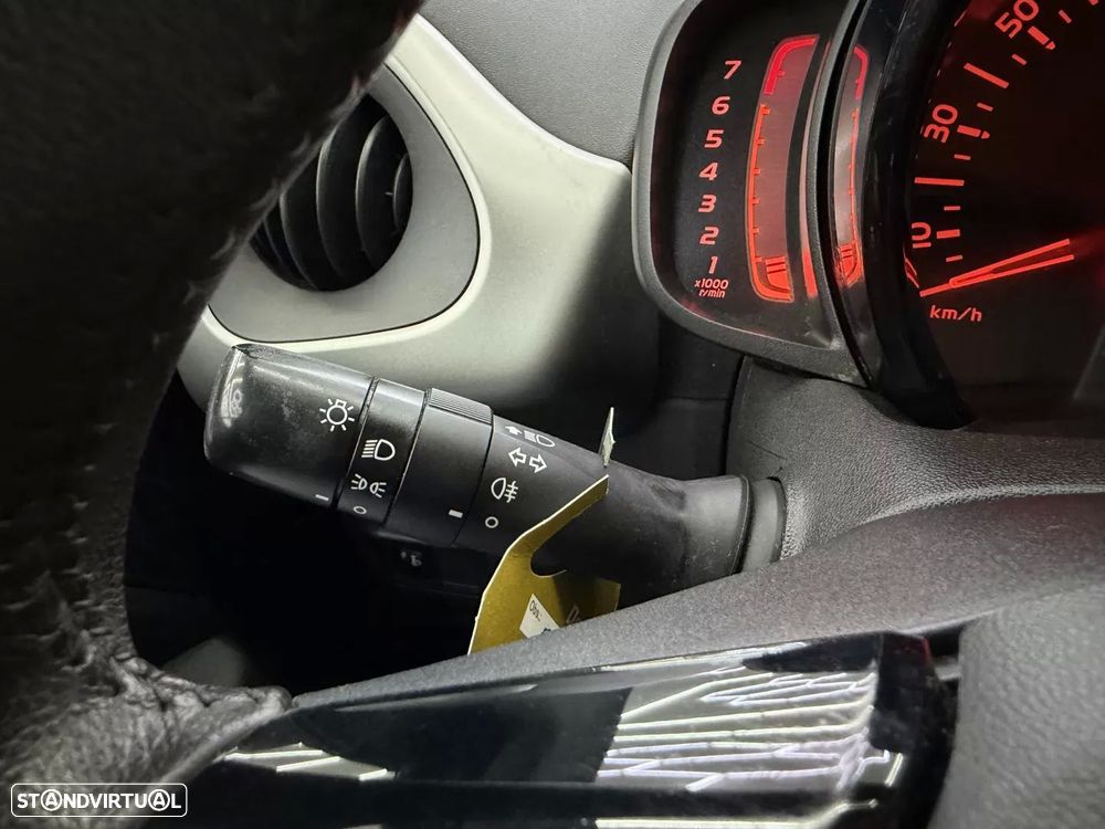 Toyota Aygo 1.0 X-Play+AC - 25