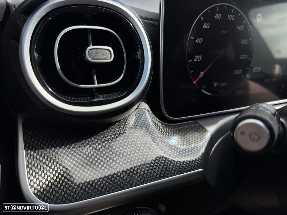 Mercedes-Benz C 300 d AMG Line - 17