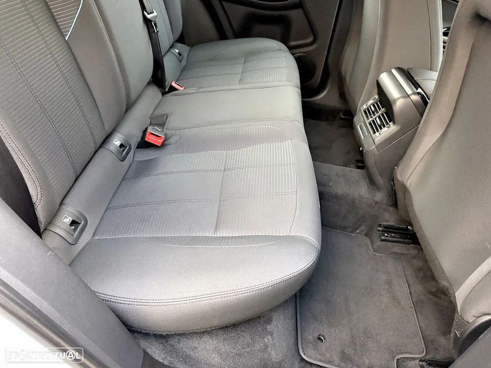 Land Rover Range Rover Evoque 2.0 D150 AWD Auto - 31