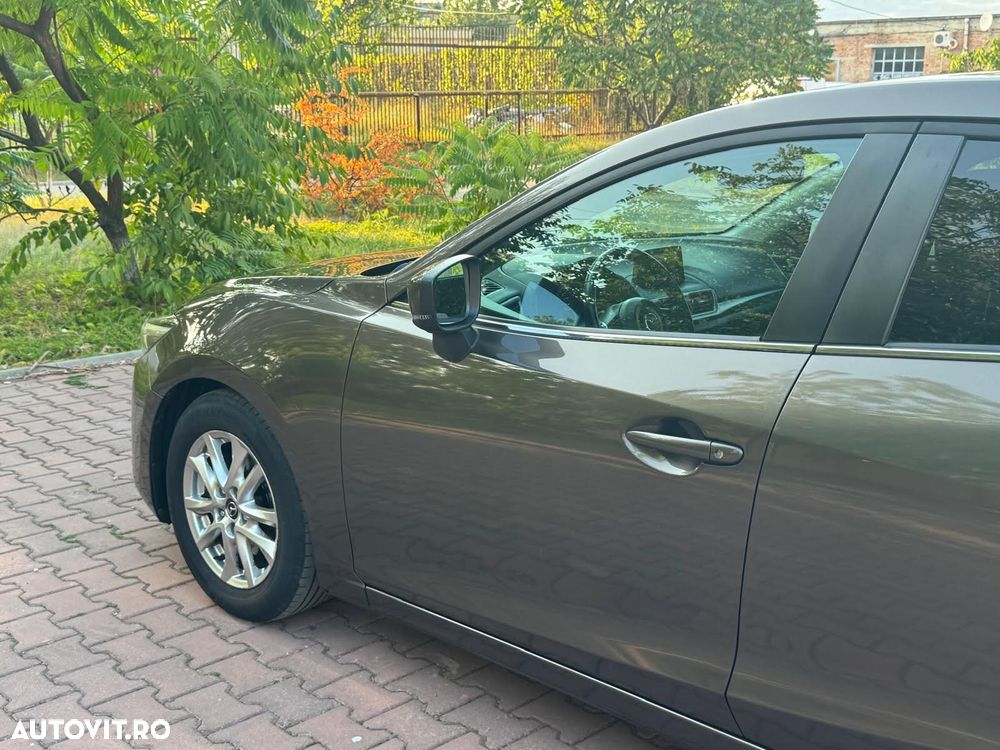 Mazda 3 G120 Attraction - 17