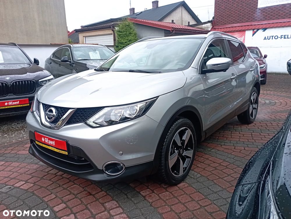 Nissan Qashqai 1.2 DIG-T N-Connecta Xtronic EU6 - 1