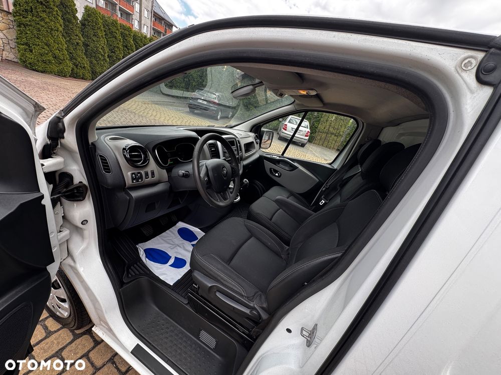 Renault Trafic - 9