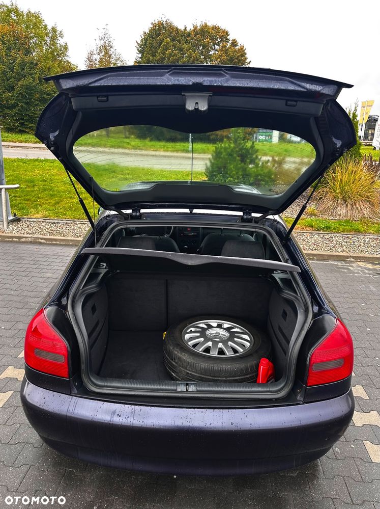 Audi A3 1.6 Ambiente - 7