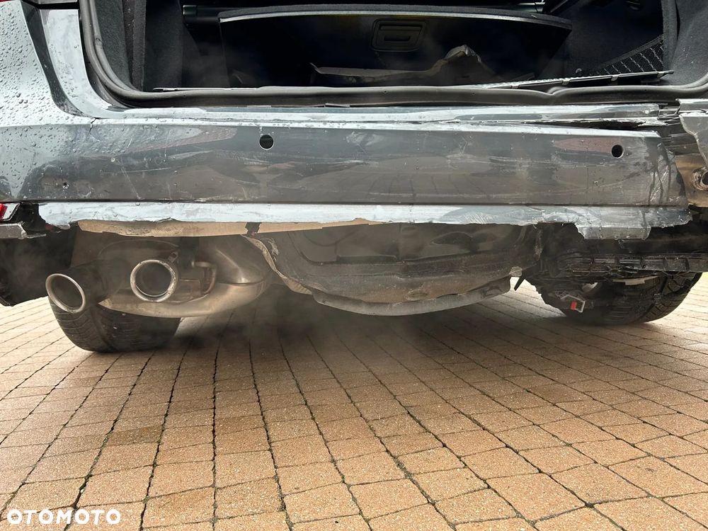 Audi A4 Avant 2.0 TDI S tronic - 24