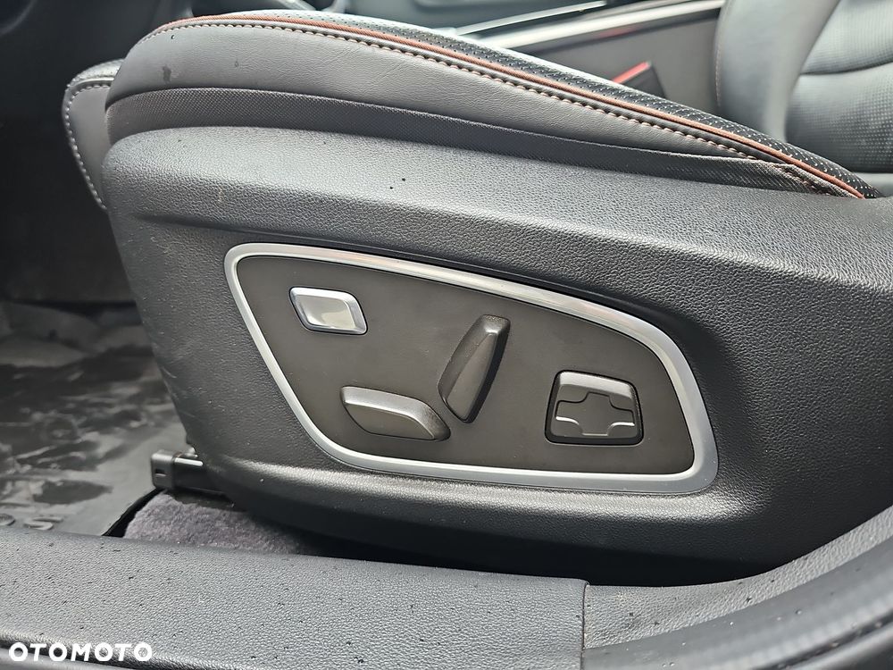 Renault Koleos 2.0 Blue dCi Initiale Paris 4x4 X-Tronic - 13