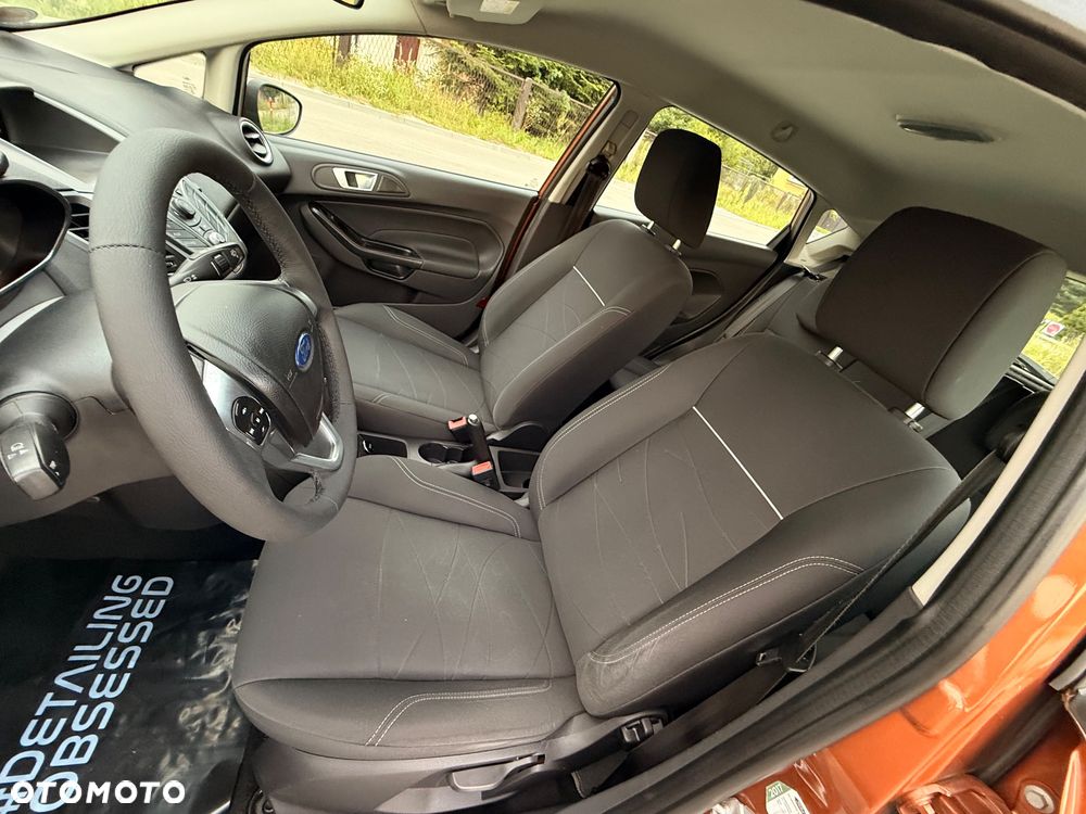 Ford Fiesta 1.0 Platinium X - 25