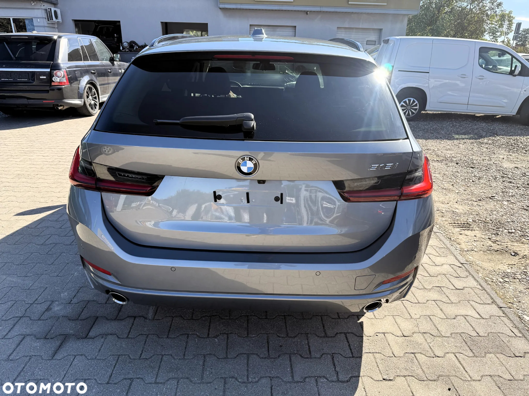 BMW Seria 3 318i Touring Sport Line - 2