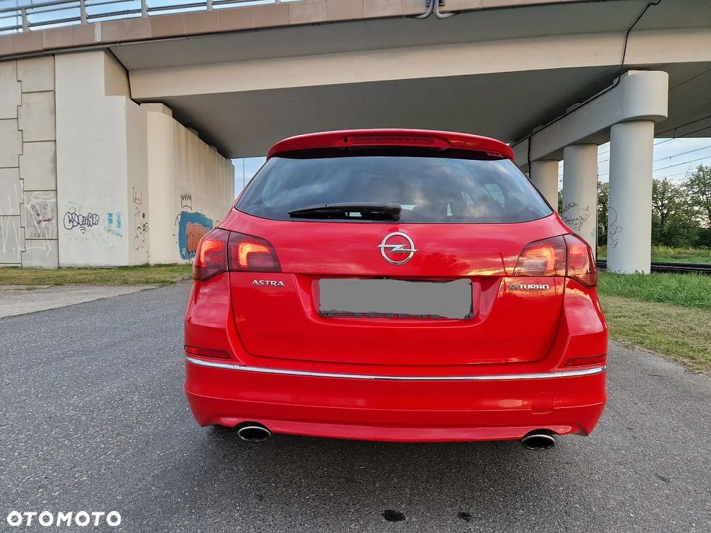 Opel Astra IV GTC 2.0 CDTI Bi-Turbo S&S - 15