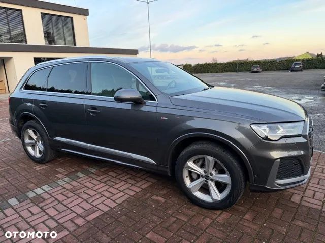 Audi Q7 - 3