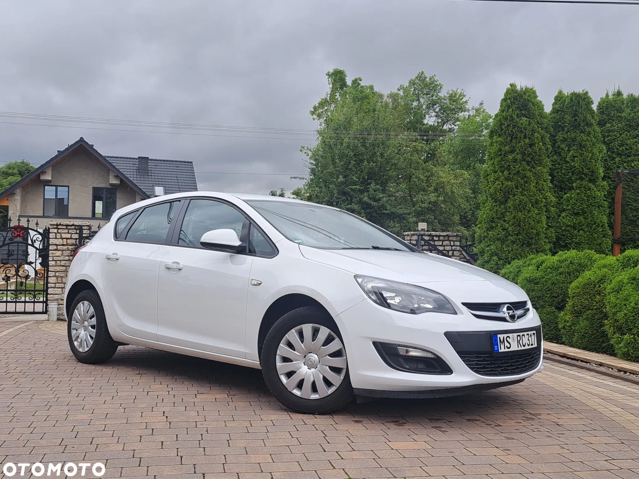Opel Astra 1.6 Cosmo - 1