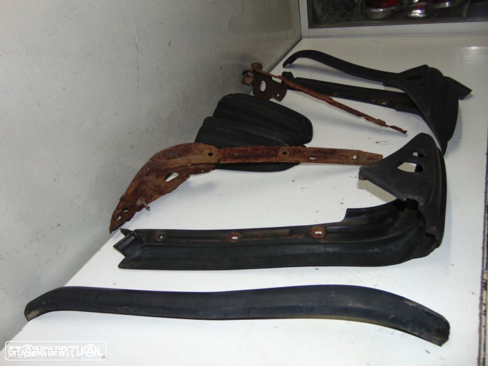 Mercedes W123 - cantos dos pára-choques - 1