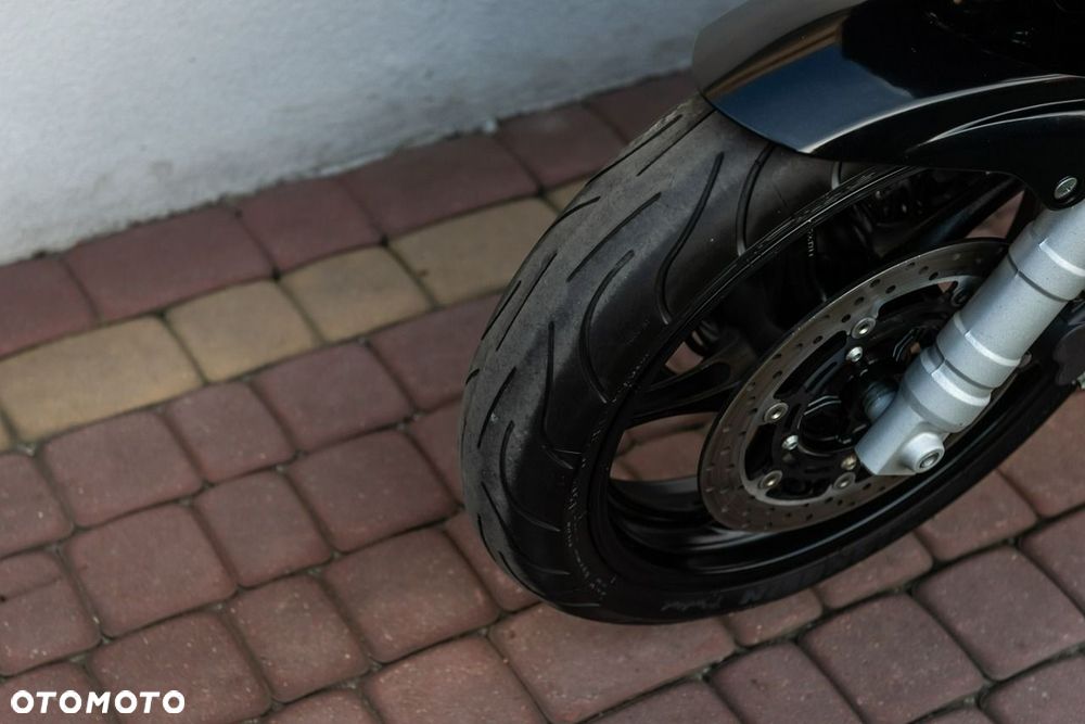 Yamaha FZ - 9