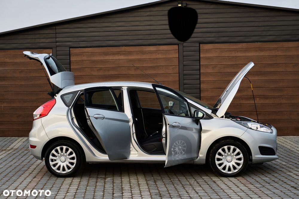 Ford Fiesta - 9