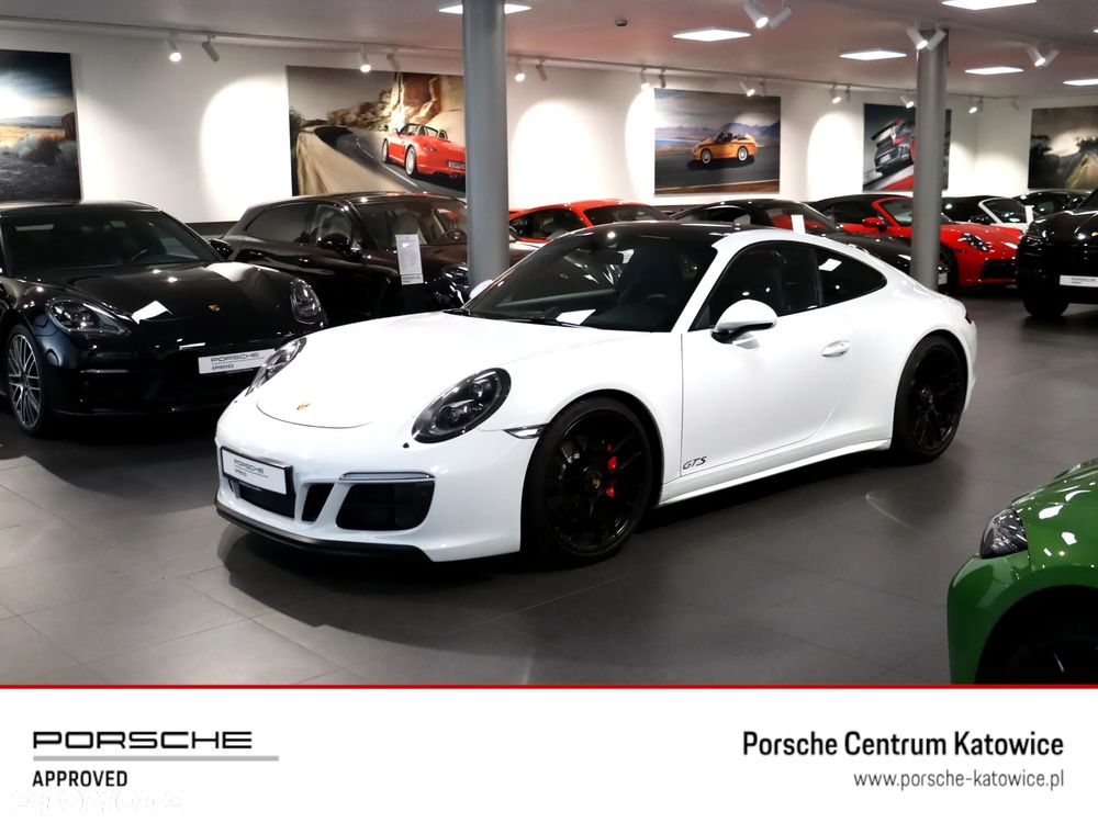 Porsche 911 Carrera 4 GTS PDK - 1