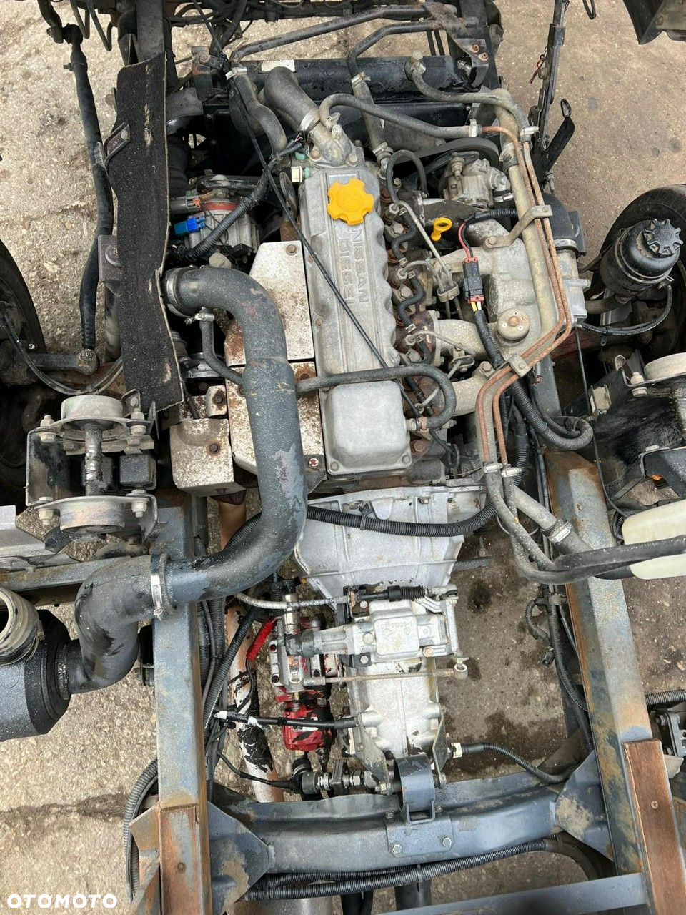 Nissan Atleon - 36
