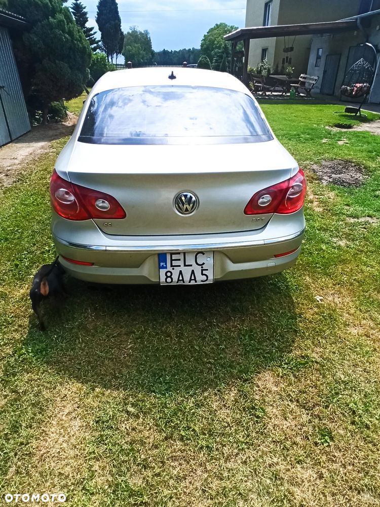 Volkswagen Passat - 6