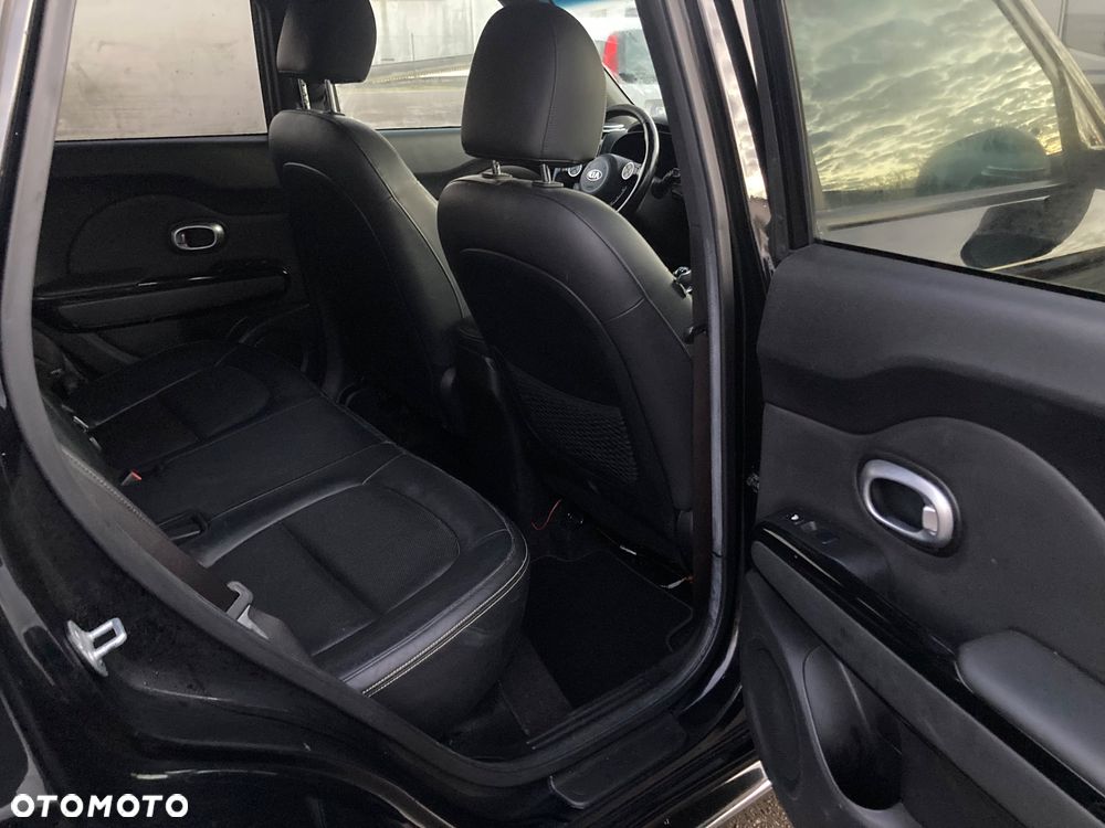 Kia Soul 1.6 CRDI Dream-Team Edition - 14