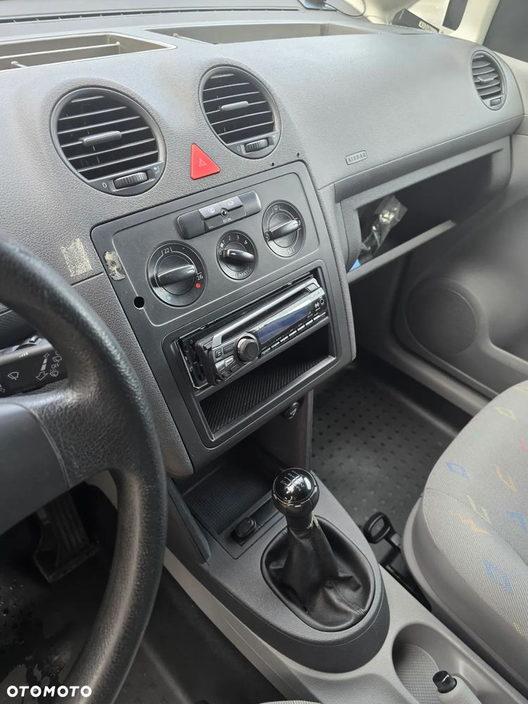 Volkswagen CADDY - 14
