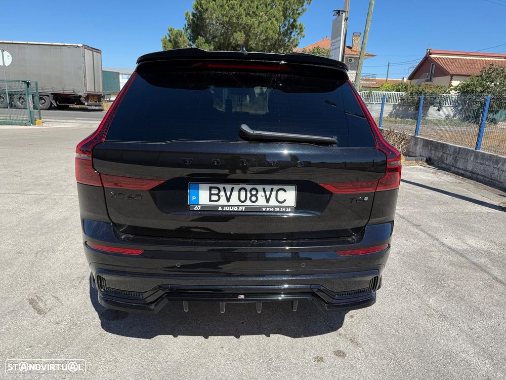 Volvo XC 60 2.0 T6 PHEV Black Edition - 3