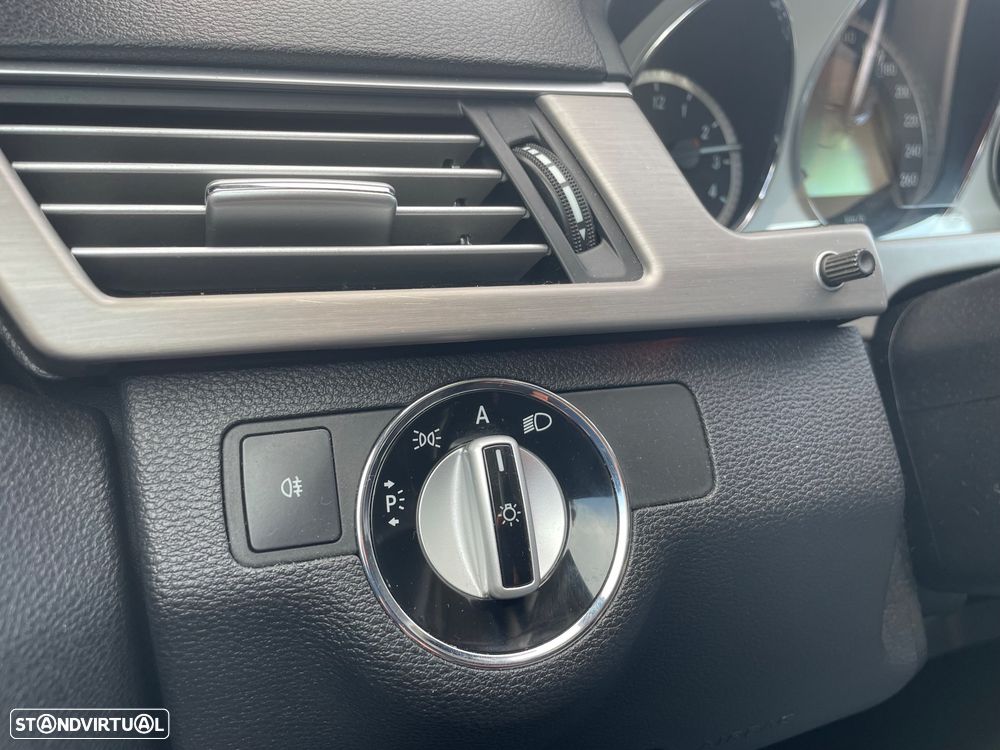 Mercedes-Benz E 250 CDi Avantgarde BlueEfficiency Auto. - 8