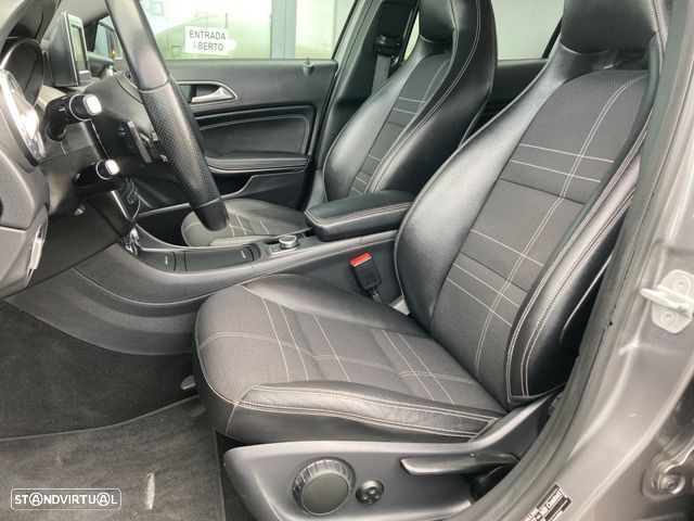 Mercedes-Benz GLA 220 d Urban — fotografia 31