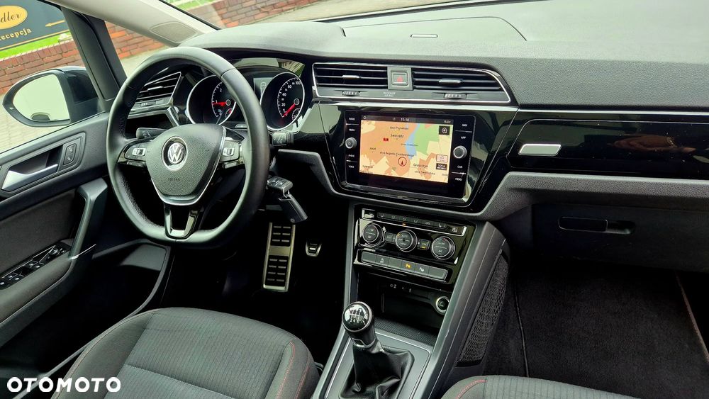 Volkswagen Touran 2.0 TDI SCR (BlueMotion Technology) SOUND - 19