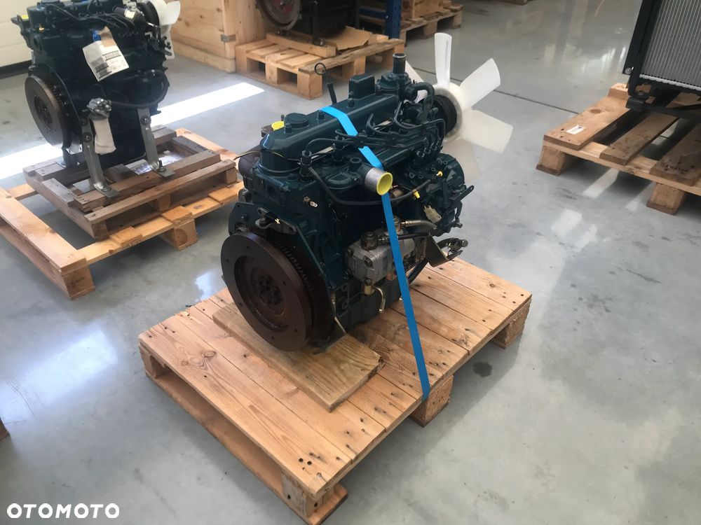SILNIK Kubota V1505 D 8943netto - 5