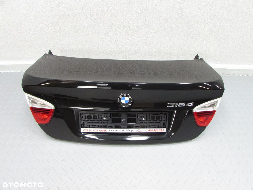 BMW E90 SEDAN 04-12 KLAPA BAGAZNIKA TYL - 3