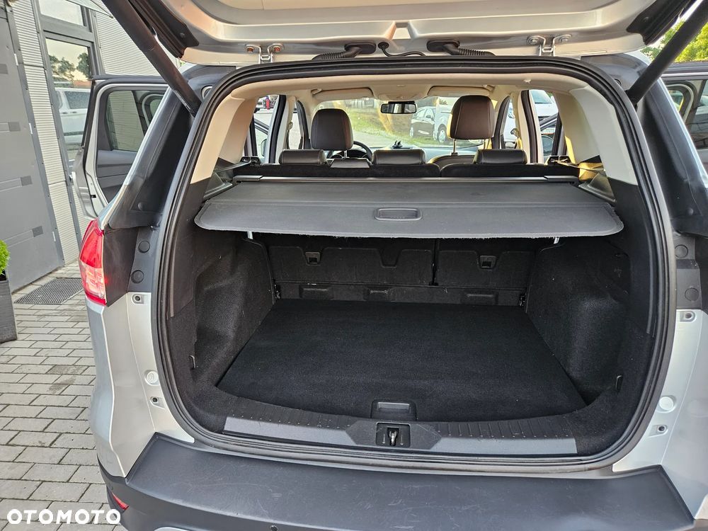 Ford Kuga 2.0 TDCi 4x4 Titanium - 21