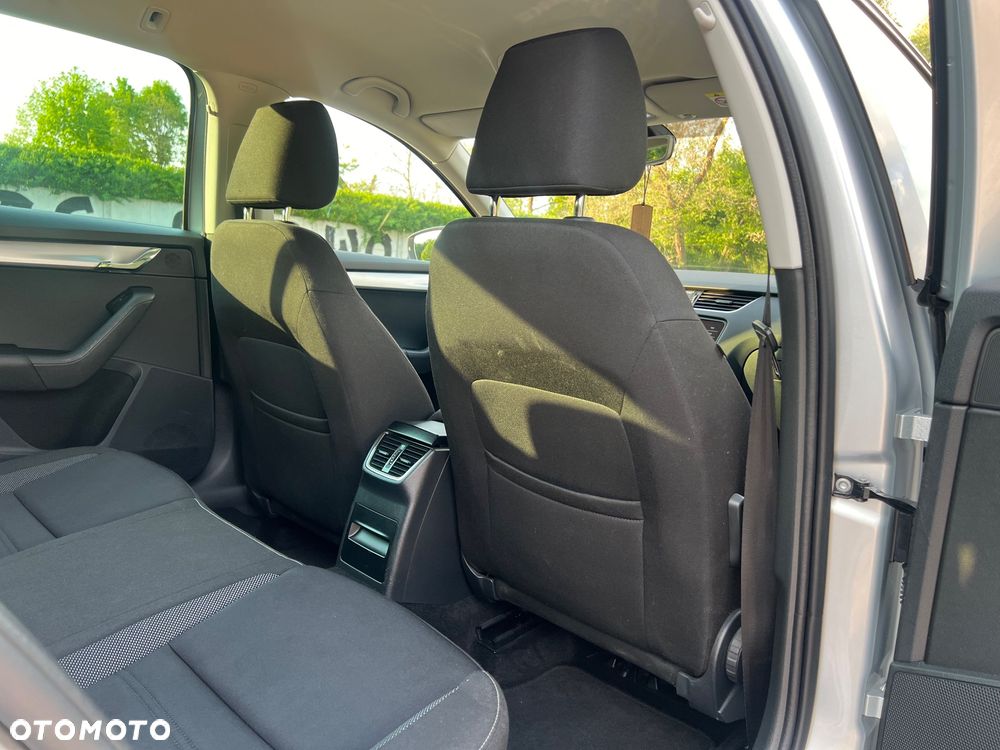 Skoda Octavia 2.0 TDI 4x4 Style DSG - 25