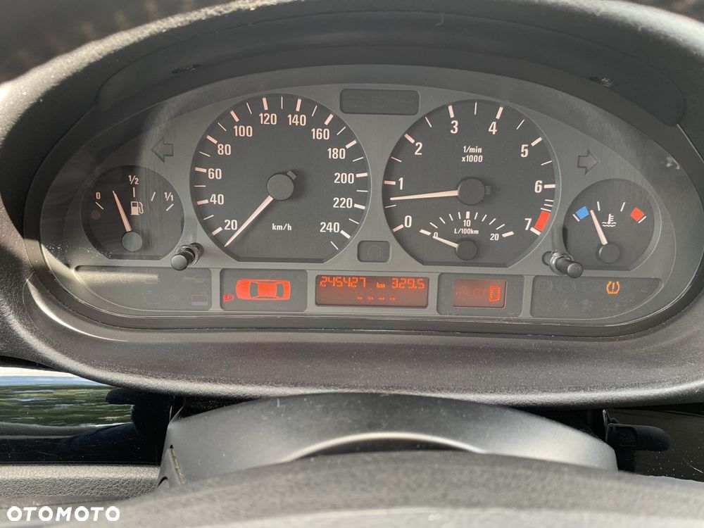 BMW Seria 3 - 8