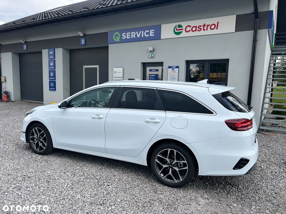 Kia Ceed 1.5 T-GDI (48V Mild-Hybrid) DCT7 Ultimate Edition - 2