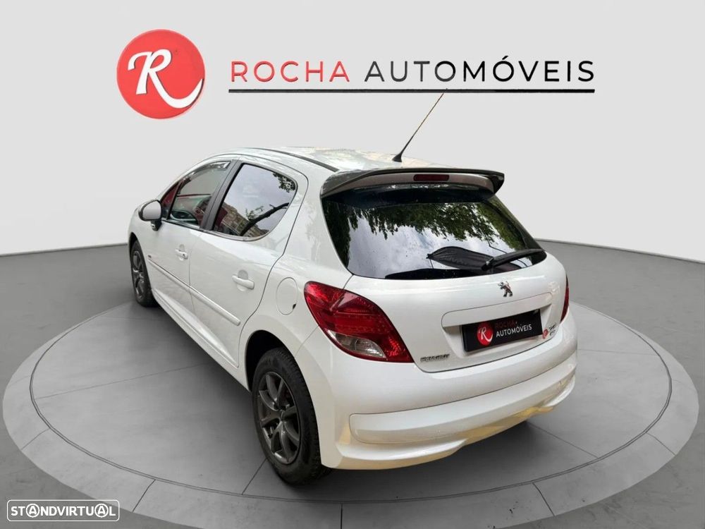 Peugeot 207 1.4 HDi Sport — fotografia 8