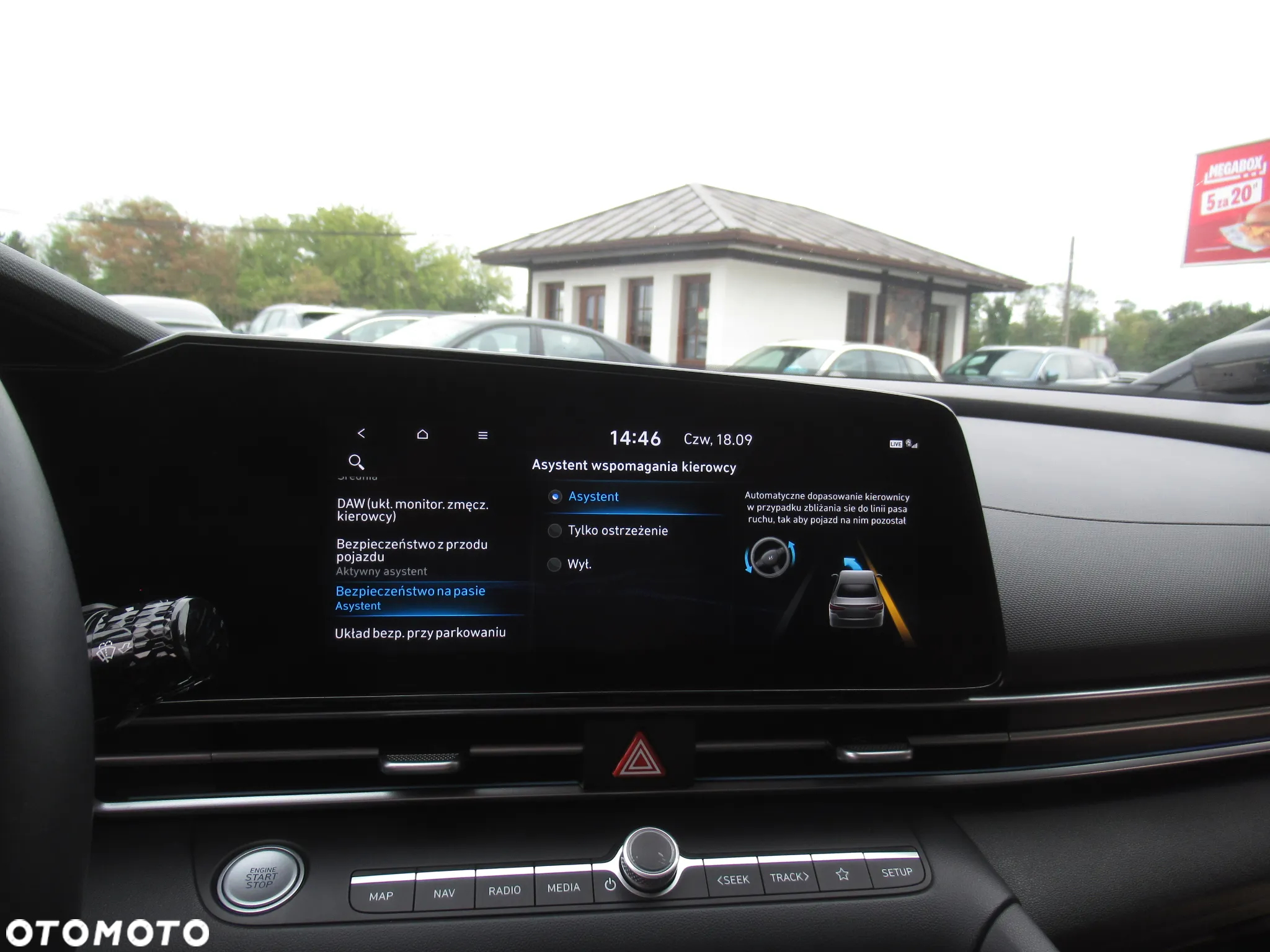 Hyundai Elantra 1.6 Executive CVT - 25