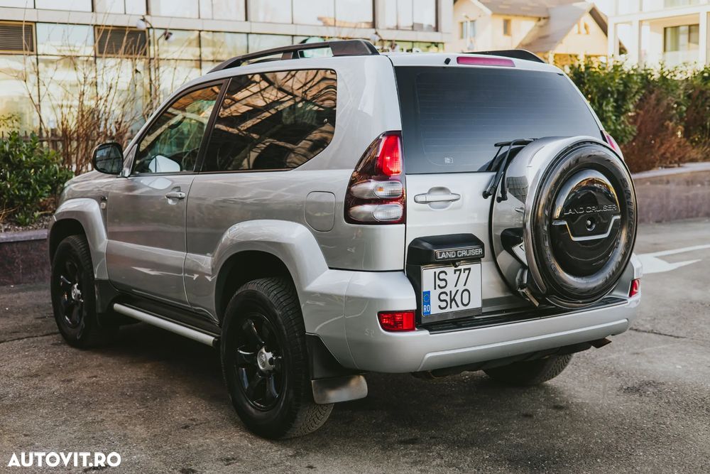 Toyota Land Cruiser - 8