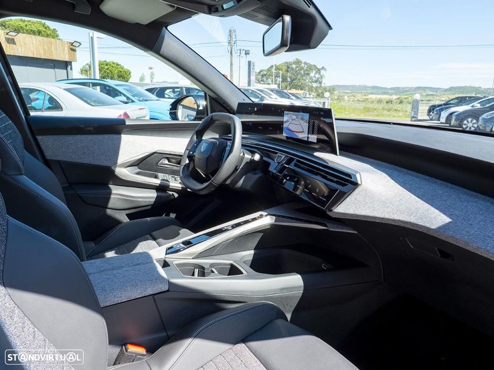 Peugeot E-3008 73 kWh GT - 17