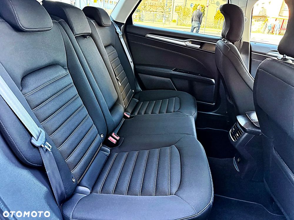 Ford Mondeo 2.0 TDCi STart-Stopp Titanium - 24