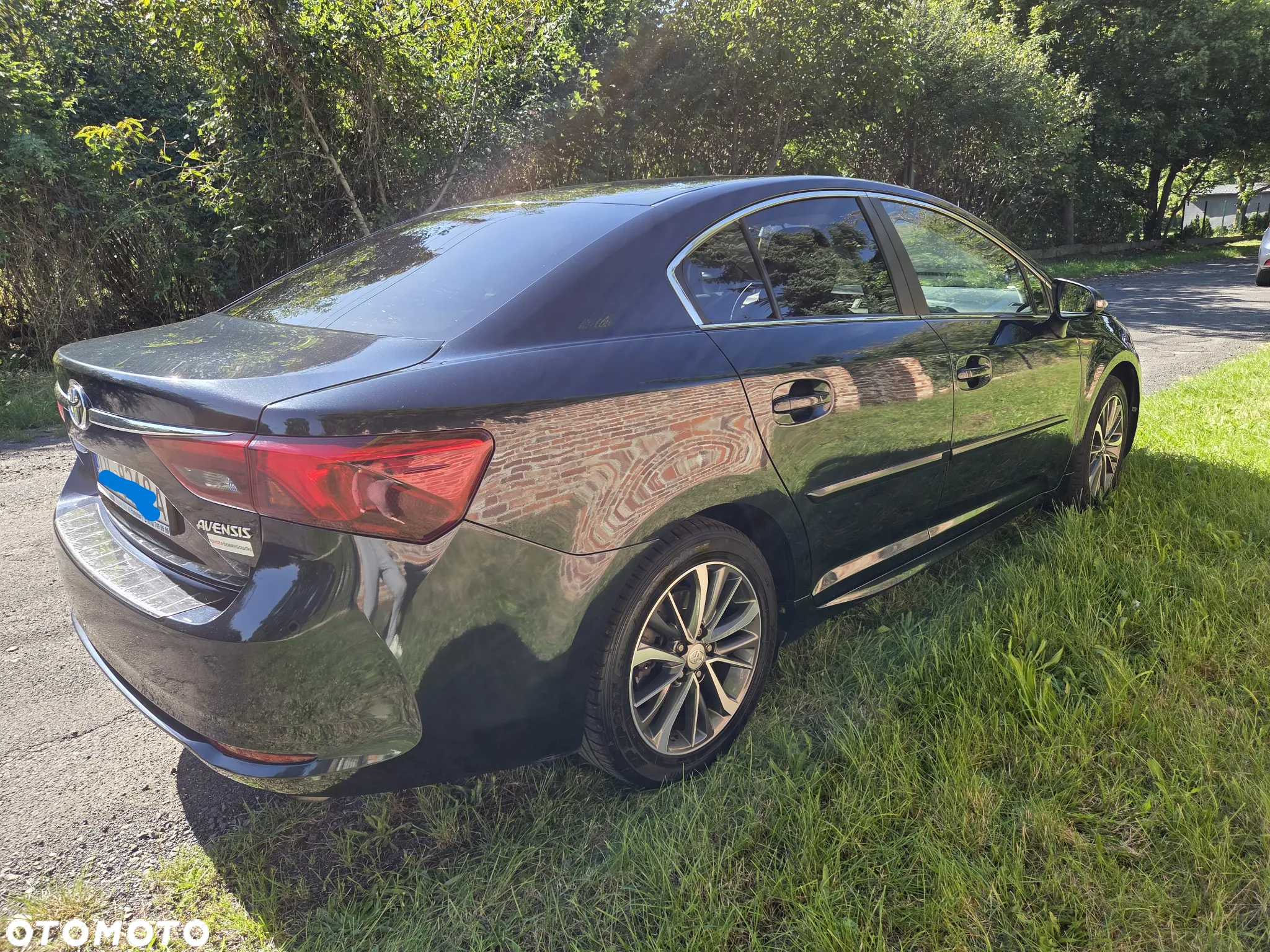 Toyota Avensis 1.8 Premium - 13