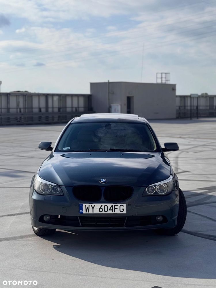 BMW Seria 5 525i - 2
