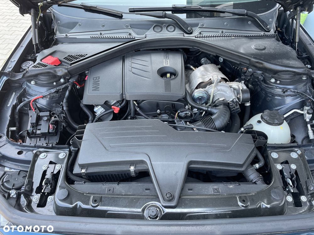 BMW Seria 1 118i - 16