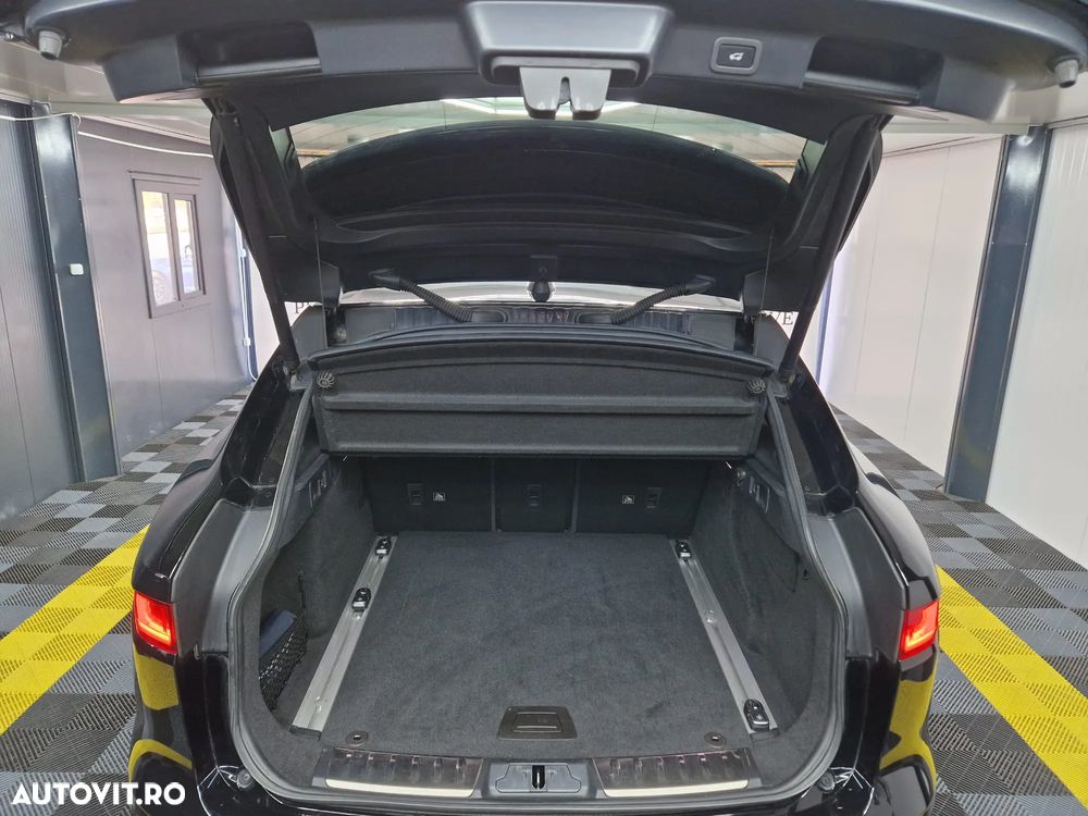 Jaguar F-Pace 20d AWD Aut. R-Sport Ingenium Edition - 34