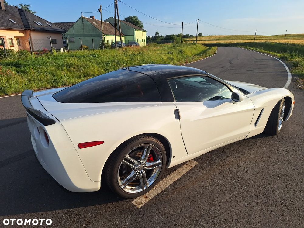 Chevrolet Corvette - 6