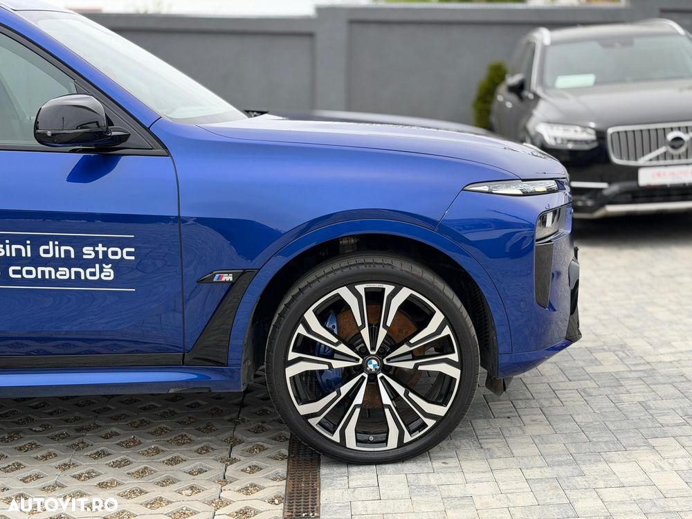 BMW X7 M60i xDrive - 13